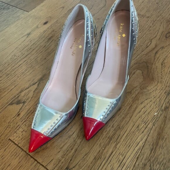 Kate Spade "Flame" Leather Pumps - Picture 2 of 4